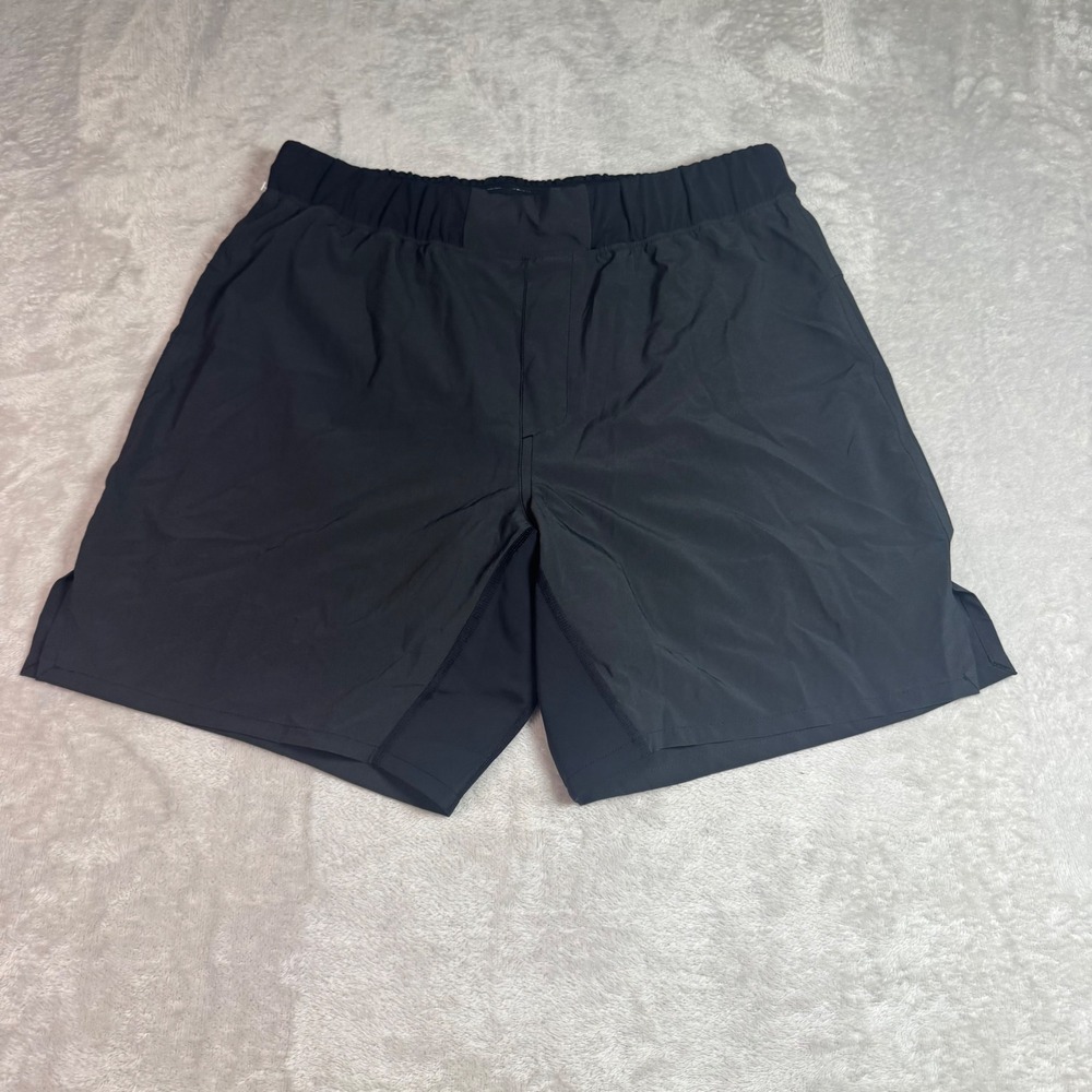 NWOT Ten Thousand Mens The Fight Short Lined Black Medium 7" TTSH008